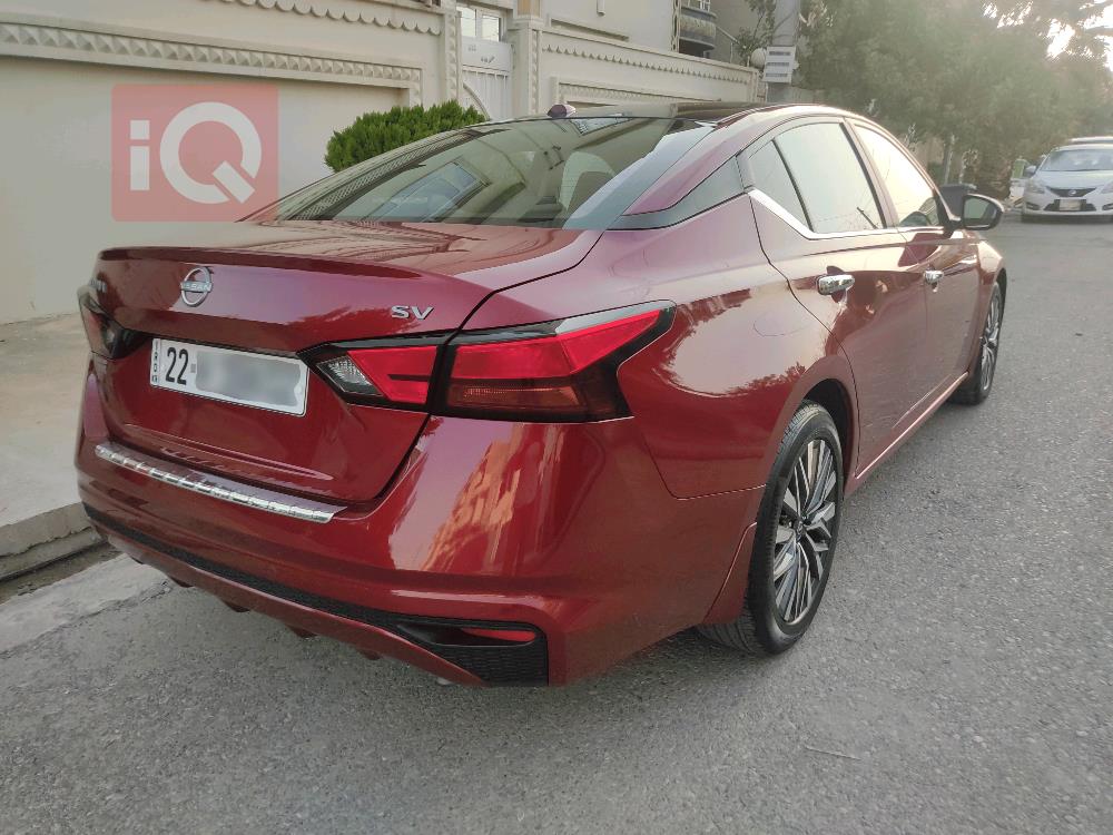 Nissan Altima